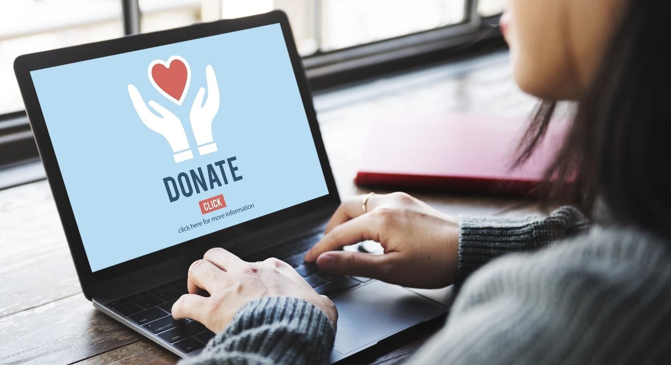 write an essay about the benefits of charity